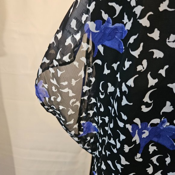 BCBGeneration Dress size XL Color Fallen petals - Picture 6 of 15